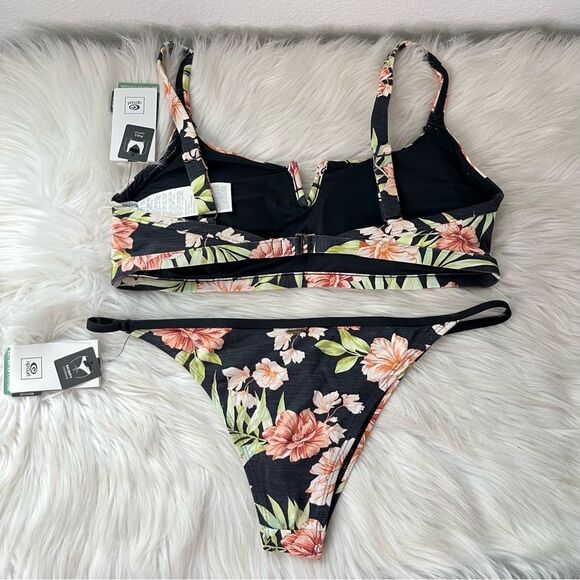 NWT Rip Curl Set Sol Seeker Bikini DD Top and Skimpy Bottom Resortwear Large - Picture 3 of 7